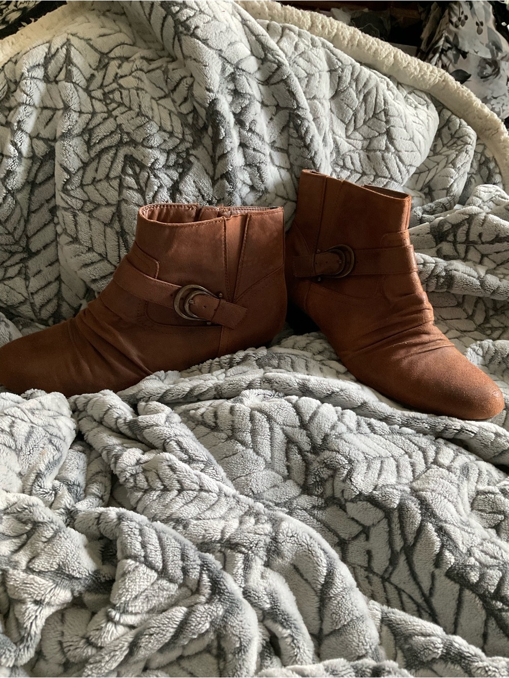 Kim Rogers Tarly Brown Ankle Booties Buckle Side Zip Women’s Size 7.5 M - Picture 7 of 11
